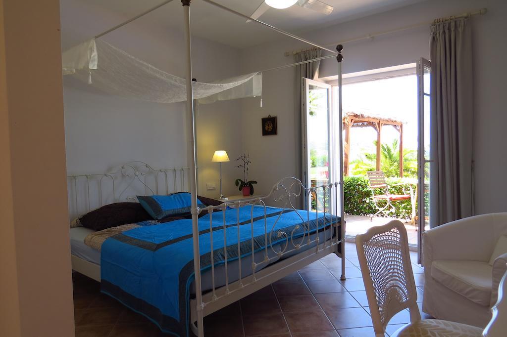 بينيتاشيل Finca Klara, Boutiquehotel - Apartment -Javea-Moraira- الغرفة الصورة